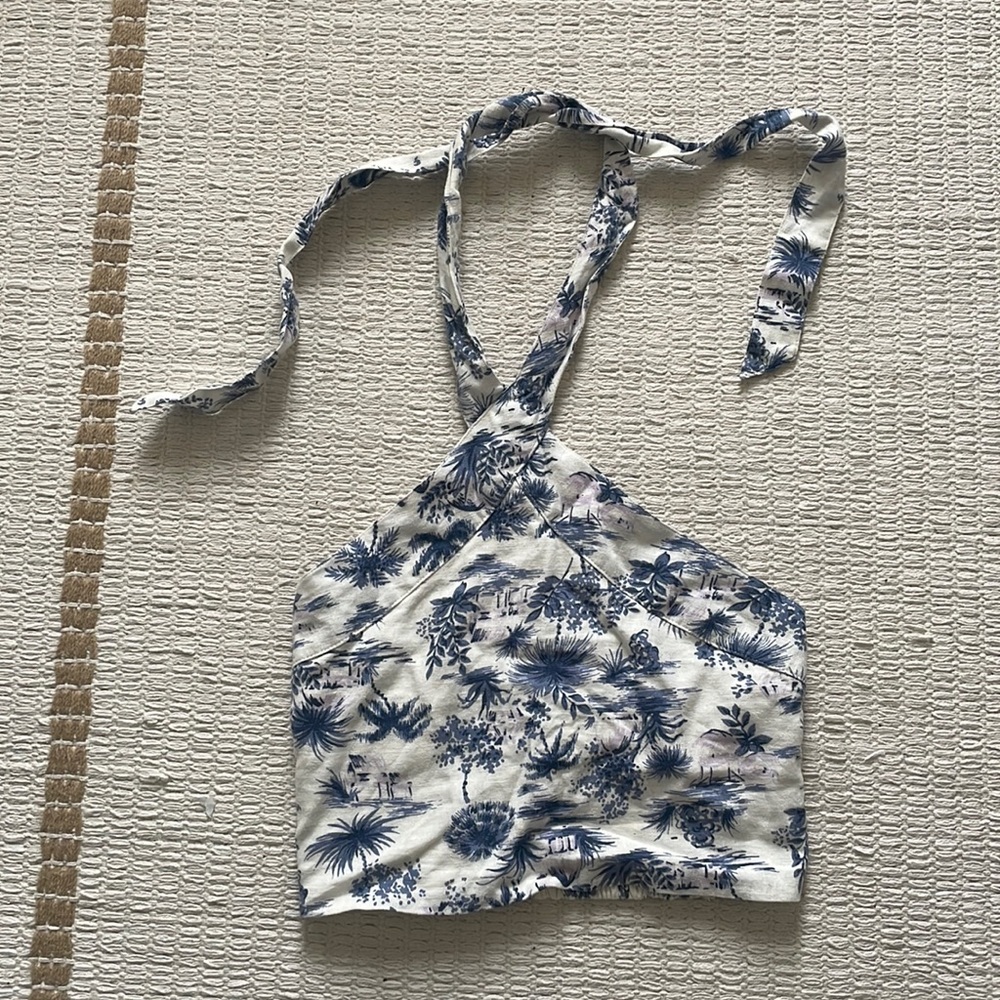 Abercrombie tropic print halter crop top size XS